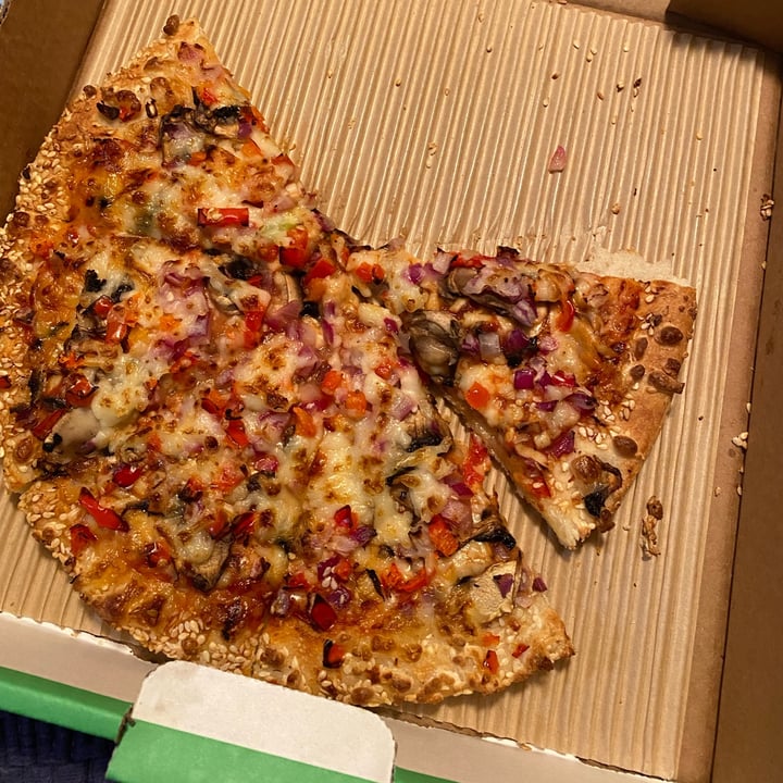 photo of Red Swan Pizza Vegan thin crust pizza shared by @blsnew on  26 Oct 2021 - review