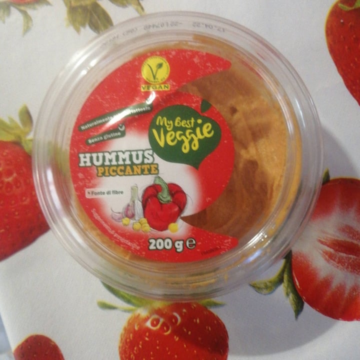photo of My Best Veggie Hummus Piccante shared by @noemimemi on  04 Apr 2022 - review