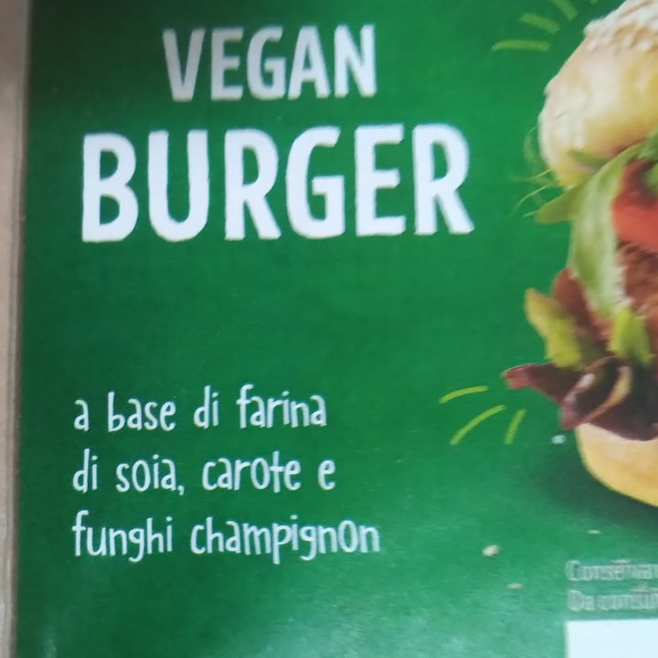photo of Vemondo Vegan Burger shared by @dselisa on  16 Nov 2022 - review