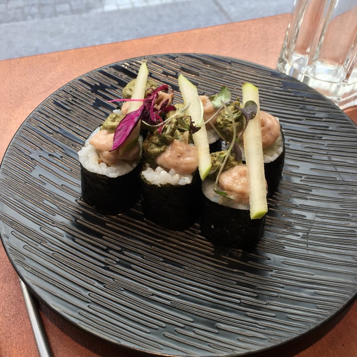 photo of brEAThe Restaurant Montorgueil Menu midi +Maki shared by @marieblue on  14 Apr 2022 - review