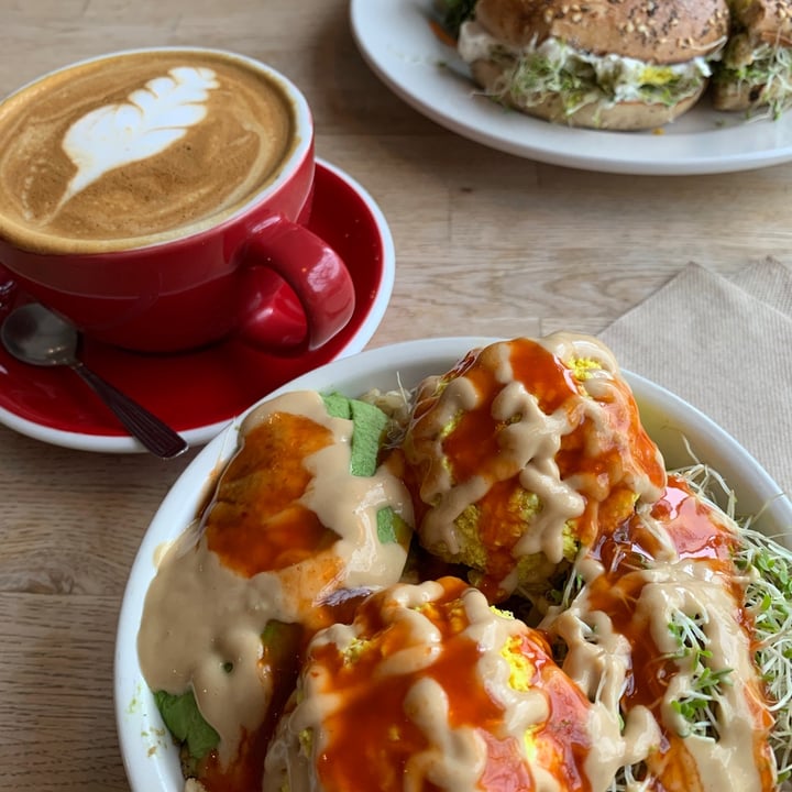 photo of Southern Roots Filling Station Thai peanut bowl shared by @i5rina on  13 Feb 2021 - review
