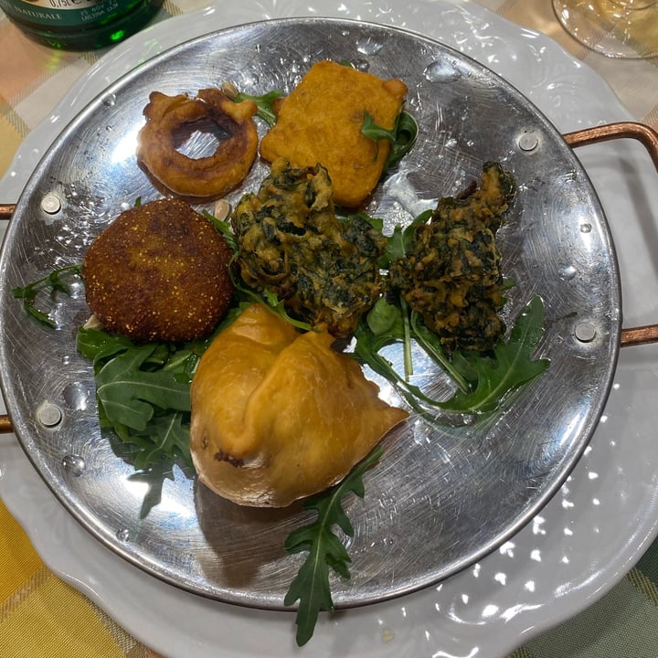 photo of Annapoorna India Ristorante Indiano a Roma Antipasto vegano shared by @veronicalulli on  14 Mar 2022 - review