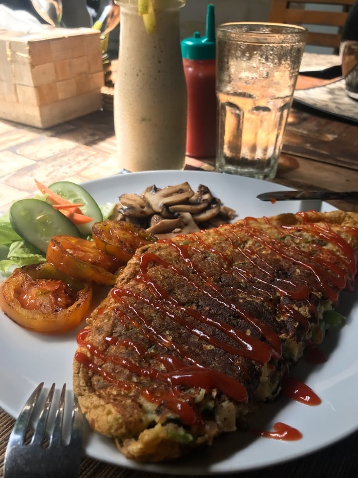 photo of Tasty Vegan Vegan Omelette shared by @itsallinpictures on  16 Feb 2020 - review