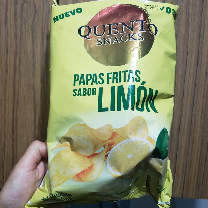 photo of Quento Snacks Papas fritas sabor LIMÓN shared by @yukiita on  31 Oct 2021 - review