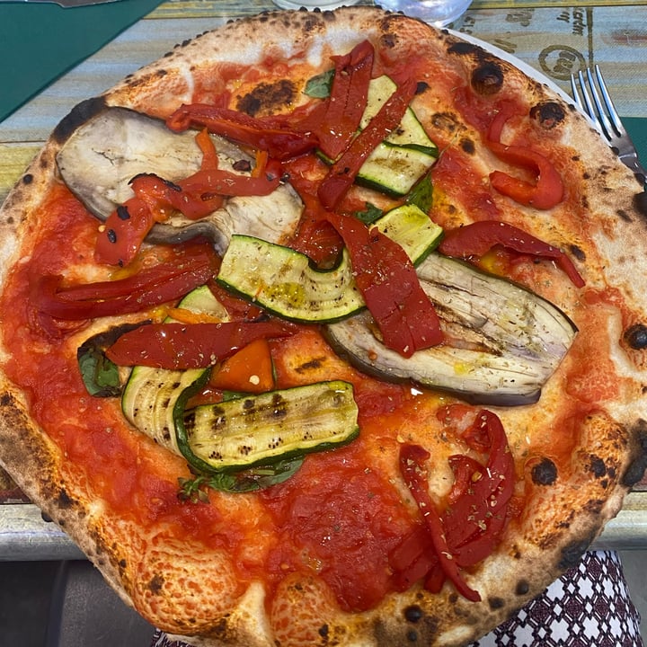 review photo of Tre Fratelli Pizza Vegetariana shared by @rebigotta on 28 Apr 2022 - review