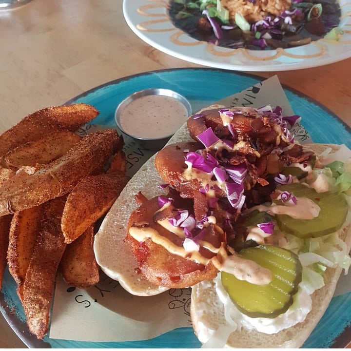 review photo of Krimsey's Cajun Kitchen Po’Boy sandwich shared by @justjenjen on 01 Jan 2020 - review