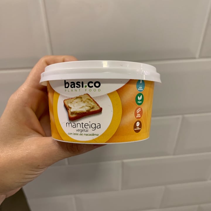 photo of Basi.co Manteiga vegetal shared by @natcmoraes on  14 Aug 2022 - review