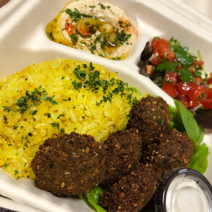 photo of Millis-Dining Bar ミリスダイニングバー shisha シーシャ vegan ビーガン Vegan Bento shared by @kmiiuke on  11 Dec 2021 - review