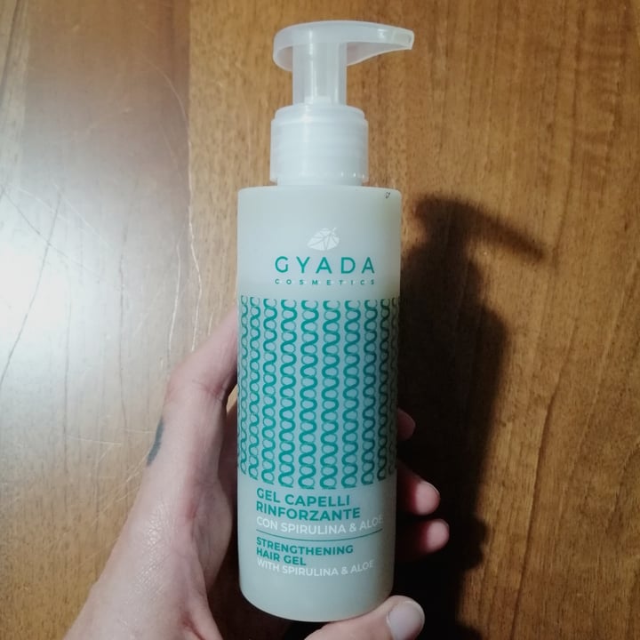 photo of Gyada Cosmetics Gel capelli con spirulina e aloe shared by @manuzen on  29 Oct 2022 - review