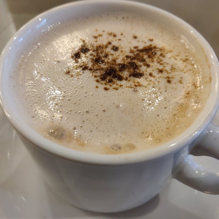 review photo of Loving Hut Matcha latte shared by @xpokedoll on 24 Jun 2022 - review