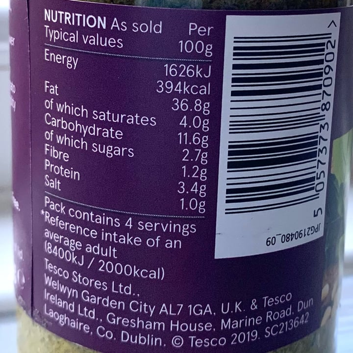 photo of Tesco Free From Green pesto shared by @vegpledge on  06 Mar 2022 - review