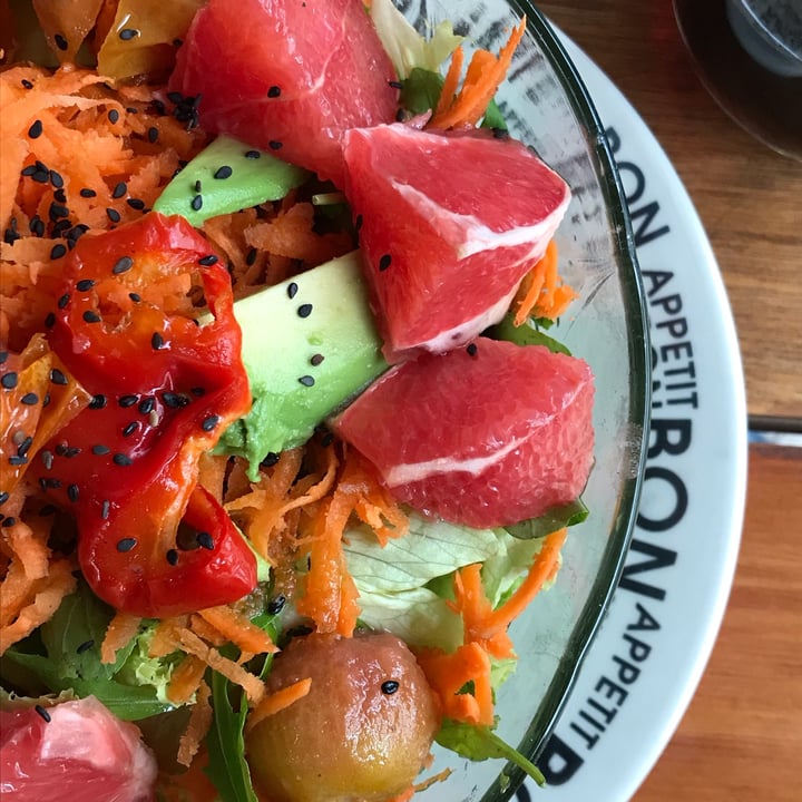 review photo of El Patio Lanusita Ensalada Citric Veggie shared by @abru95 on 19 Jun 2022 - review