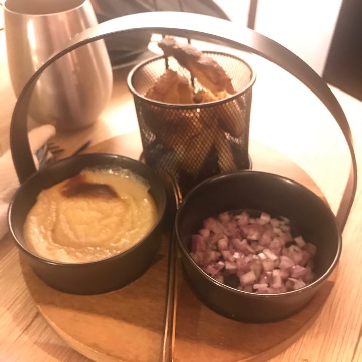 photo of Chicken Of the Woods Mini Fondue shared by @alinpadilla on  10 May 2021 - review