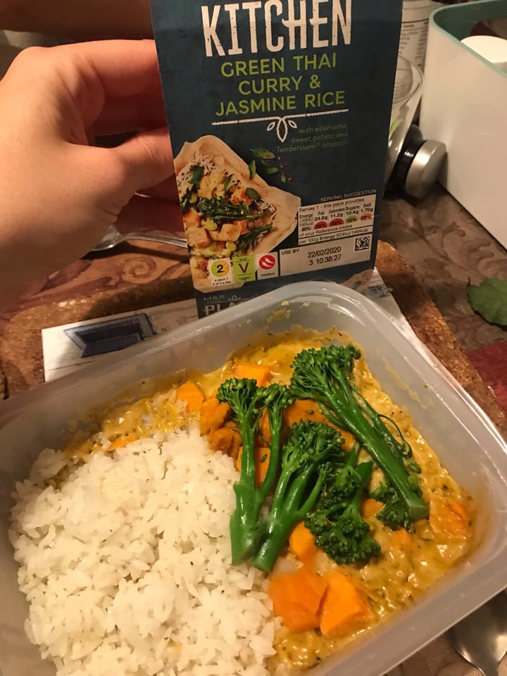 photo of Plant Kitchen (M&S) Green Thai Curry and Jasmine Rice shared by @laragmorais on  11 Mar 2020 - review