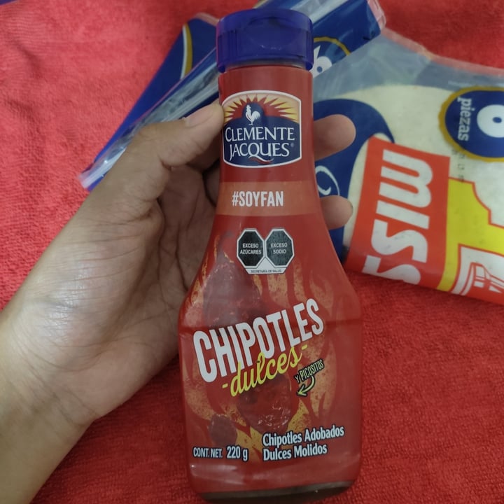 photo of Clemente Jacques Chipotles Molidos shared by @morritavegana on  30 Sep 2021 - review