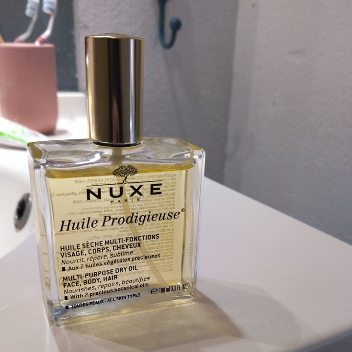 review photo of Nuxe Huile Prodigieuse shared by @felicita91 on 20 Jan 2022 - review