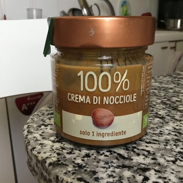 photo of Eurocompany Crema Di Nocciole 100% shared by @asmaticaveg on  08 Apr 2021 - review