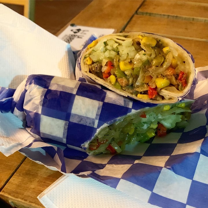 photo of LA BURRERIA Burrito con relleno Veggie shared by @diariovegane on  13 Mar 2020 - review