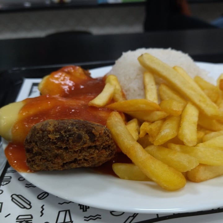 photo of Prime Dog Bife de proteína de soja a parmegiana vegano shared by @lucaslourenco on  09 Oct 2022 - review