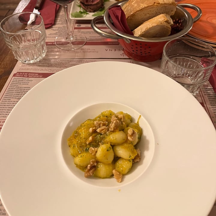 photo of Mattacena gnocchetti com broccoletti, zucca gialla e noci shared by @federicareganzani on  24 Sep 2022 - review