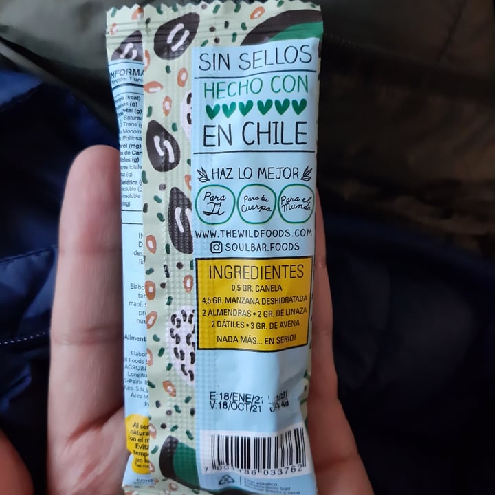 review photo of Wild Foods Wild Soul Bar Barra de Cereal Manzana Canela shared by @soleternidad on 23 Mar 2021 - review