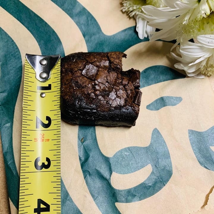 photo of Starbucks Plant based Brownie shared by @loryonika on  10 Jan 2021 - review