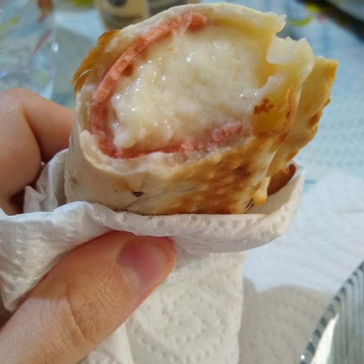 photo of Empanadas de 10 Empanada de "jamón" y "queso" (Vegetal) shared by @pamarg on  03 Sep 2020 - review
