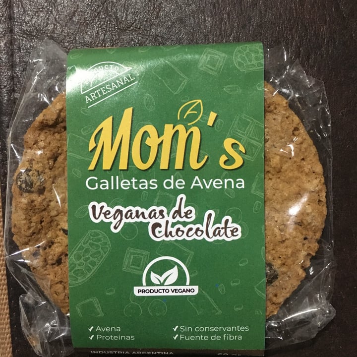 photo of Mom's Galleta De Avena Con Chips De Chocolate shared by @evayufera on  13 Jul 2022 - review