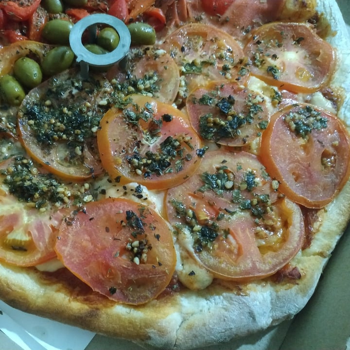 photo of Blondie Pizza vegana napolitana shared by @beiaene on  14 Dec 2022 - review
