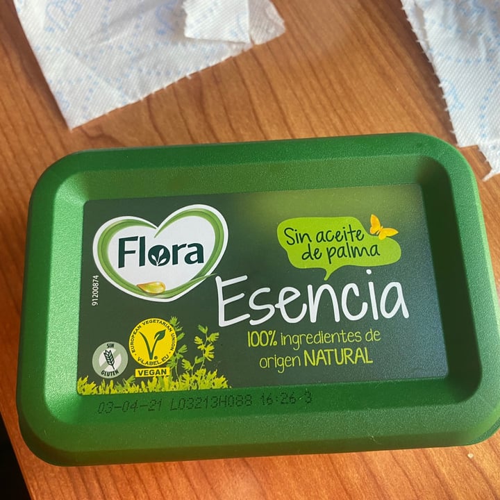 photo of Flora Dairy Free Butter shared by @holasoyl on  25 Jul 2021 - review