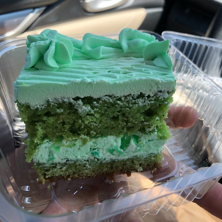 photo of Loving Hut Pandas Cake shared by @slimshannon on  16 Mar 2022 - review