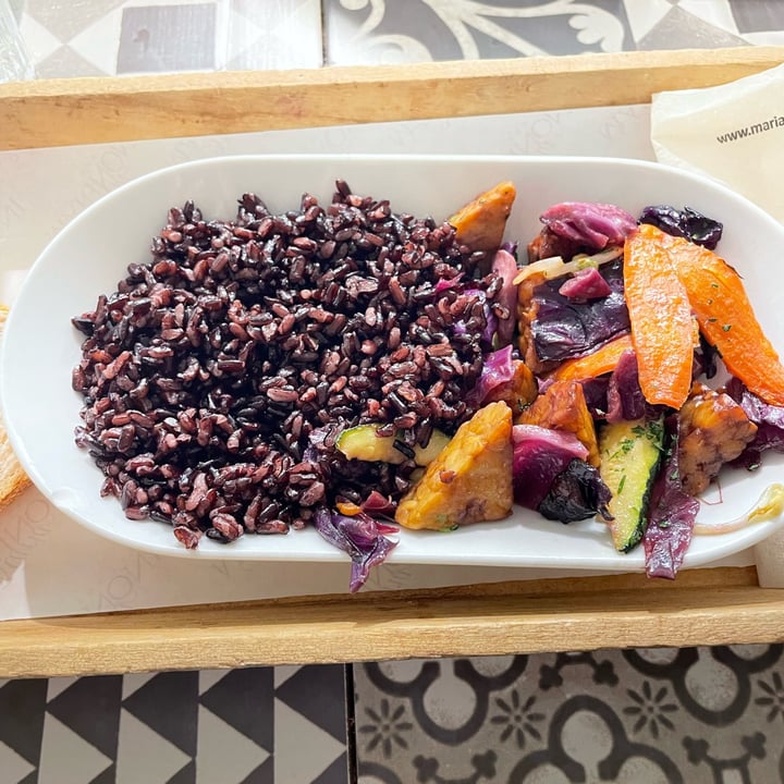 photo of Rosebymary Tempeh marinato con verdure e riso rosso shared by @giulia722 on  01 Oct 2022 - review