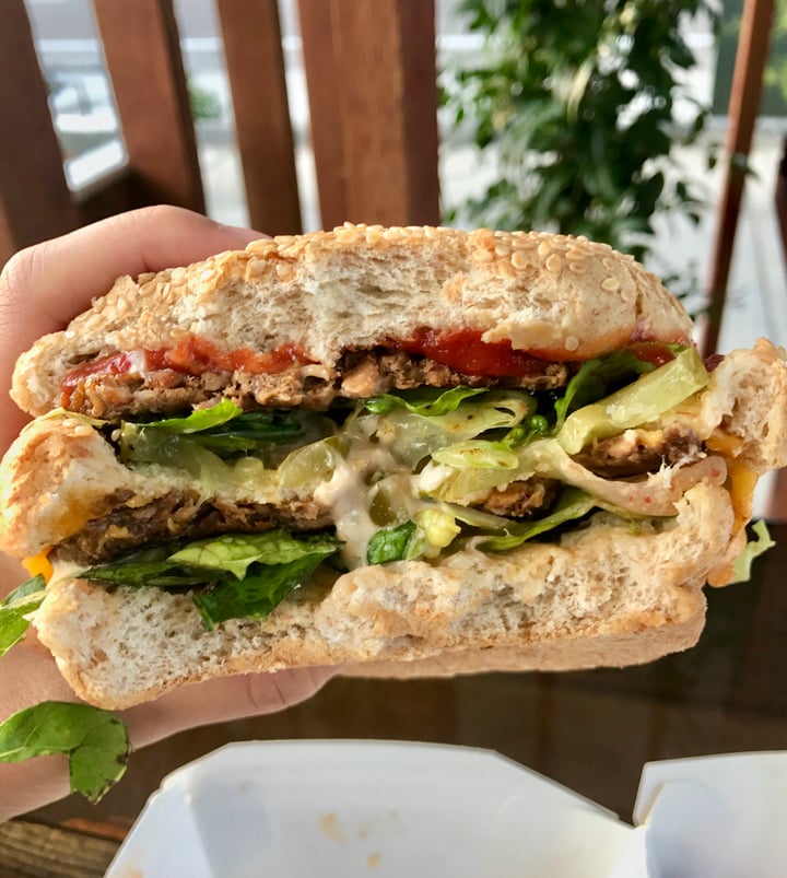 photo of Plant Power Fast Food The Big Zac shared by @xtineexplores on  30 Nov 2019 - review
