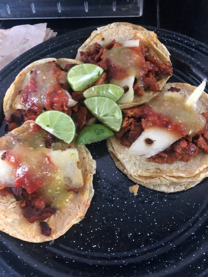 photo of Por siempre vegana 2 Tacos al pastor (trompo) shared by @marcobeltran on  26 Jan 2020 - review