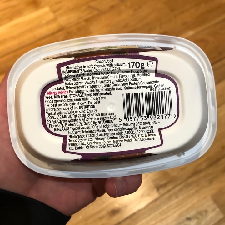 photo of Tesco Free From Coconut Oil Alternative to Soft Cheese shared by @scooper on  23 Jan 2021 - review