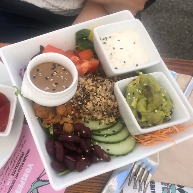 菜肴“buddy bowl”的照片