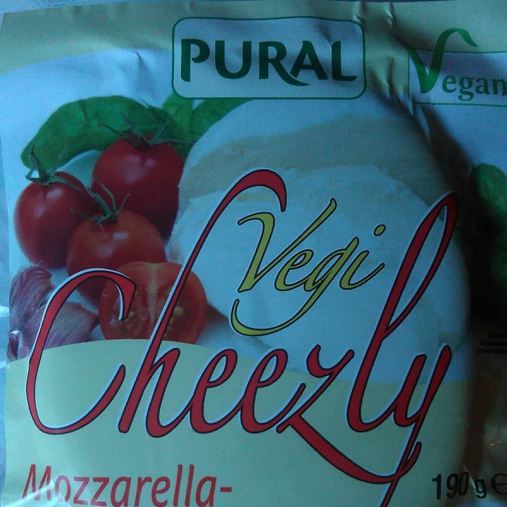 review photo of Pural Cheezly With Vegan Ham Pieces shared by @stopanimalabuse38 on 02 Jul 2020 - review