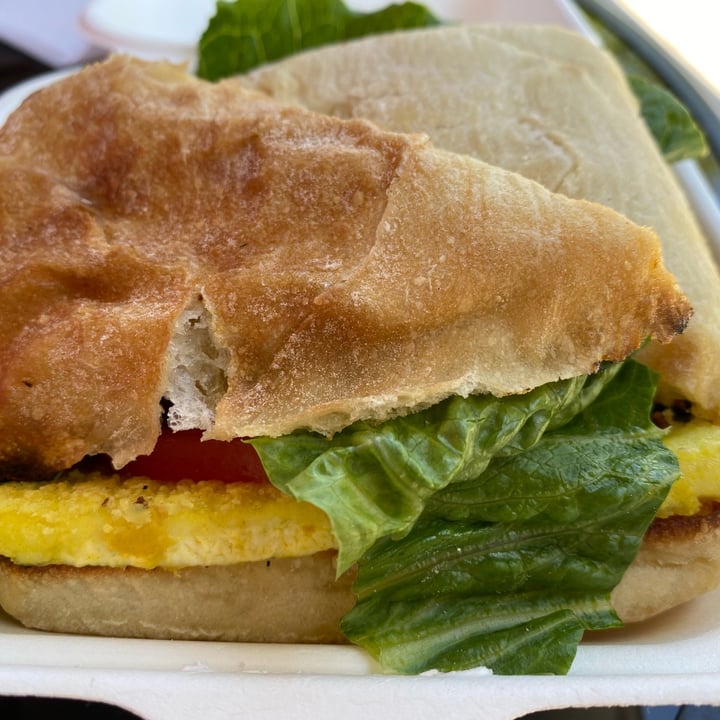 photo of Cafe la Vie Breakfast Sandwich shared by @ecoveg on  01 Nov 2021 - review