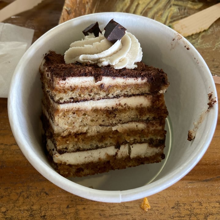 photo of Giri Kana Cafe Tiramisu shared by @ashieeee on  27 Jan 2022 - review