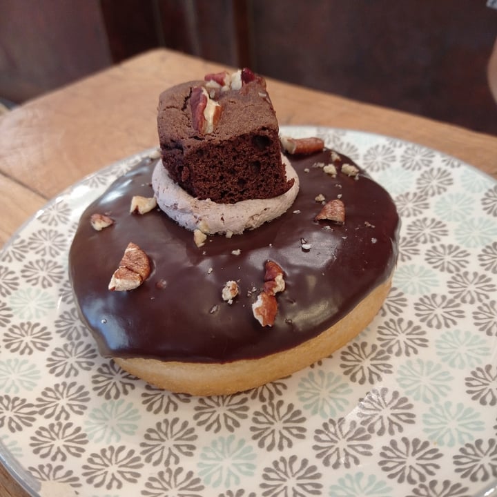 photo of VegAmazing Doughnuts Donut brownie shared by @kantaber on  28 Jul 2021 - review