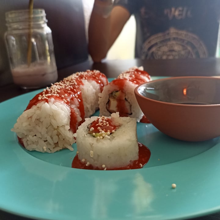 photo of Veggie Koi Sushi Love you maki shared by @tsukisorrow on  06 Mar 2022 - review