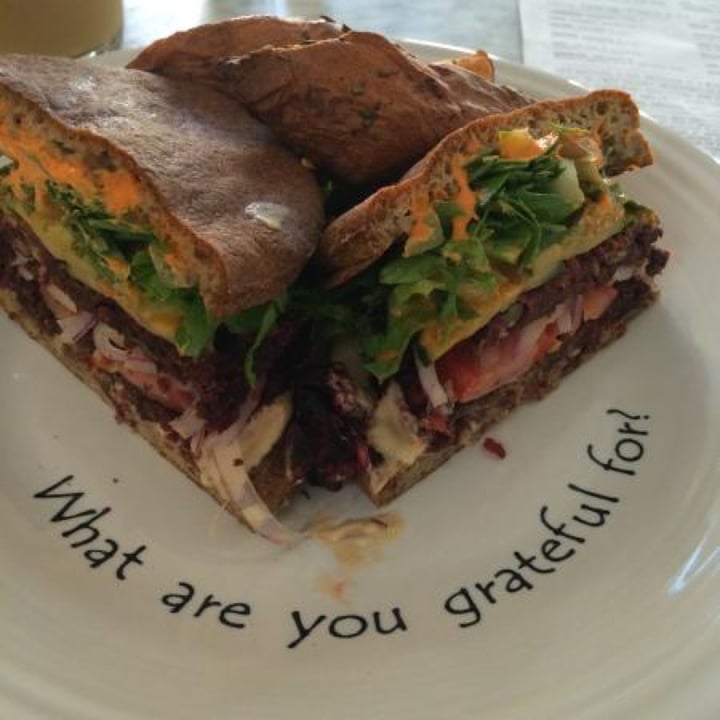 review photo of Cafe Gratitude Venice Magical shared by @isobellola on 31 Mar 2020 - review