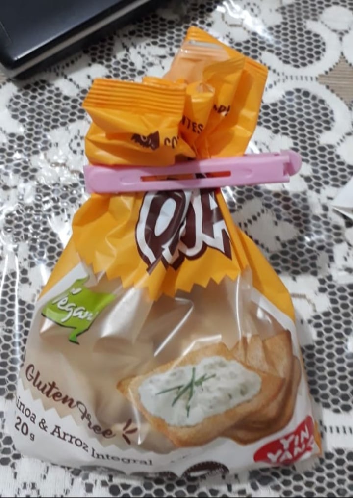 review photo of Yin Yang Tostaditas de Quinoa shared by @azulclarito on 27 Jan 2020 - review