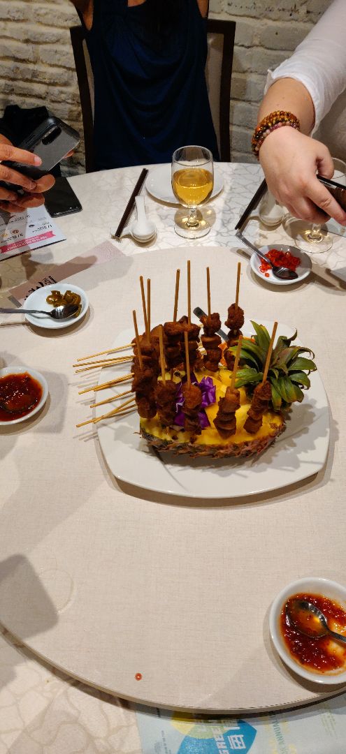 photo of LingZhi Vegetarian - Liat Towers Vegetarian Satay served in Fresh Pineapple shared by @murli on  29 Jul 2019 - review