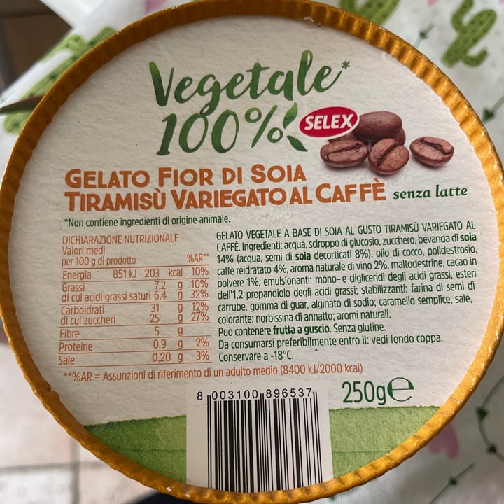 photo of Vegetale 100% Selex Gelato Fior Di Soia Tiramisù Variegato Al Caffe shared by @lelly on  21 Jun 2022 - review