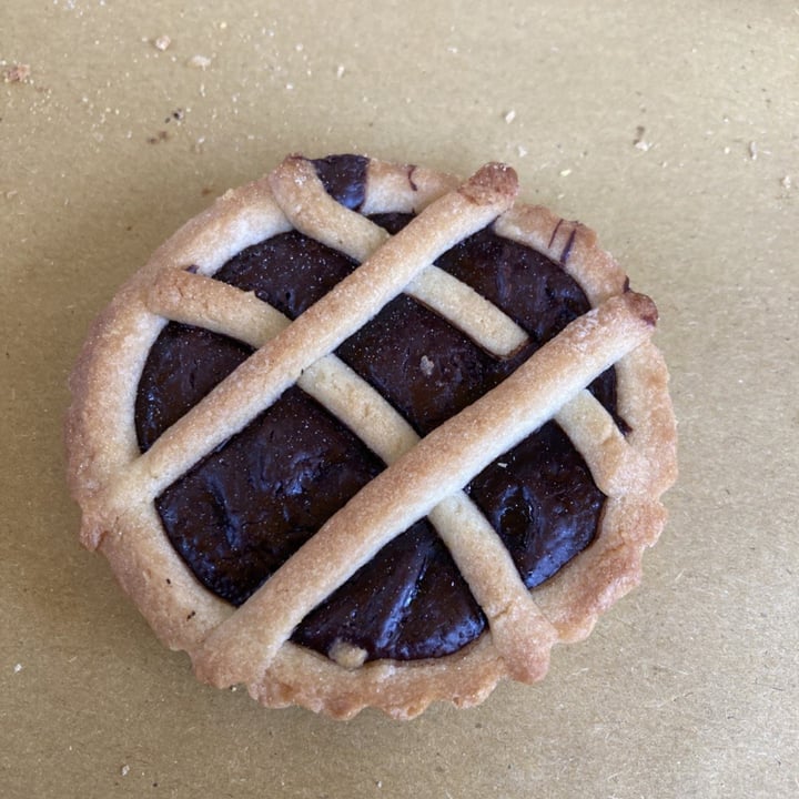 photo of 4 Amici Crostatina al cioccolato shared by @vegale12 on  23 Apr 2022 - review