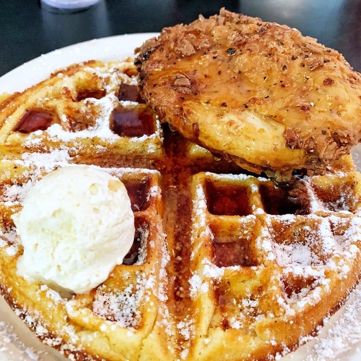photo of Champs Diner Chick’n and Waffles shared by @hugemittons on  26 Jan 2020 - review