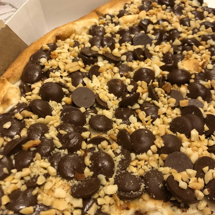 photo of Vivenda das Pizzas Pizza De Chocolate Com Amendoim shared by @laurakalkmann on  21 May 2022 - review