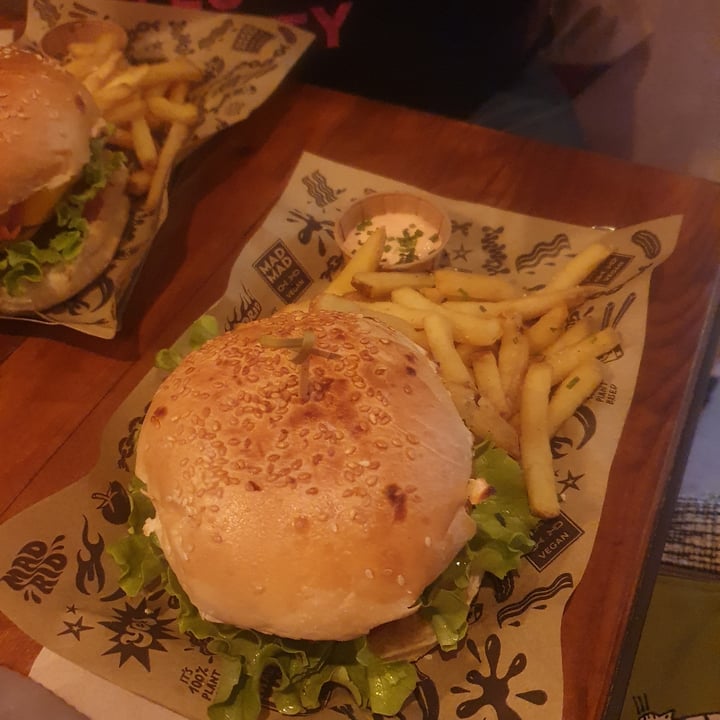 photo of Mad Mad Vegan Hamburguesa Dirty Philly shared by @saramateos on  10 Apr 2022 - review