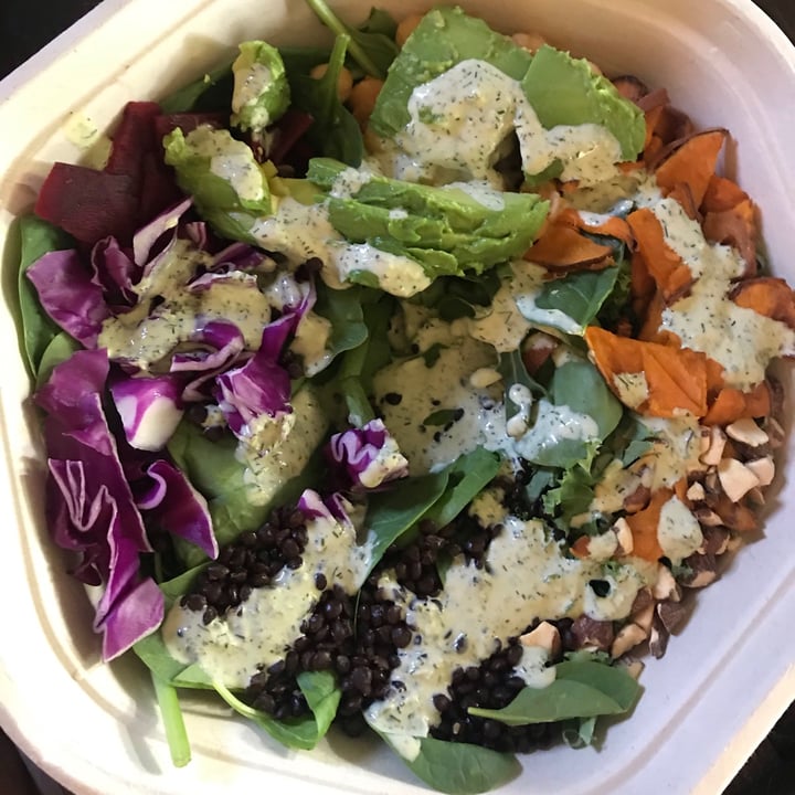 photo of sweetgreen Green Goddess shared by @anyafilz on  06 Jun 2020 - review